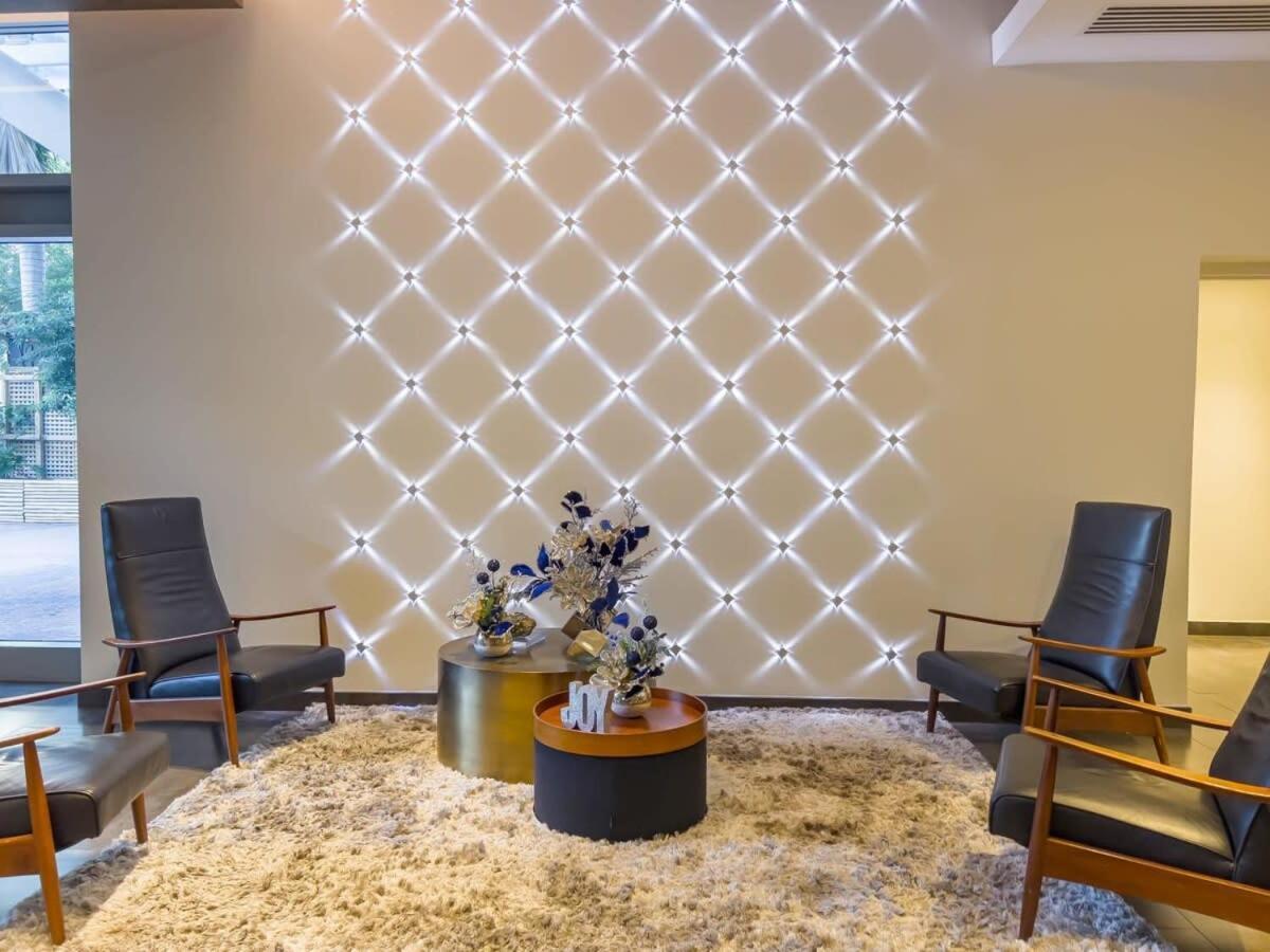 Palm Place Heart Of Miami With Parking Pool And Gym Экстерьер фото